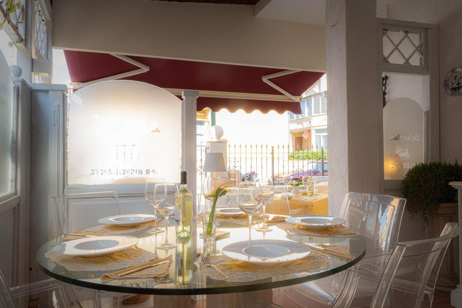 Hotel La Scogliera